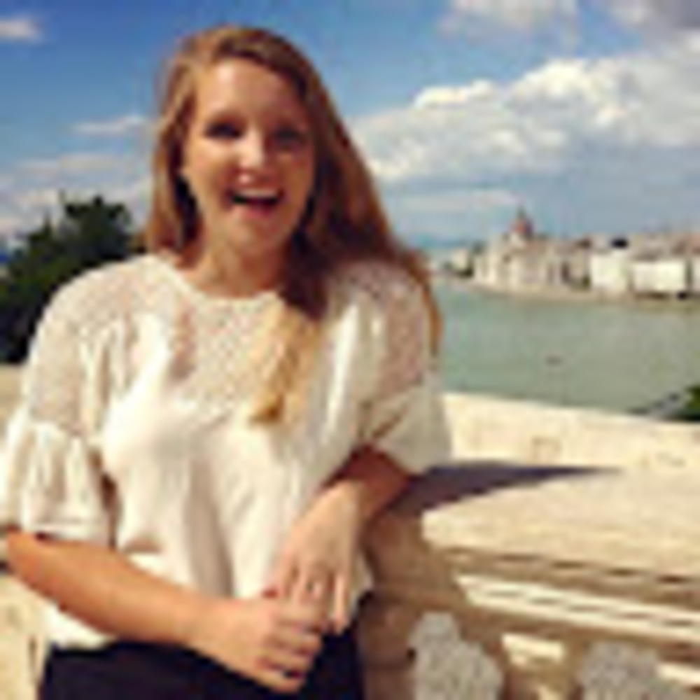 Meet your Posher, Hannah